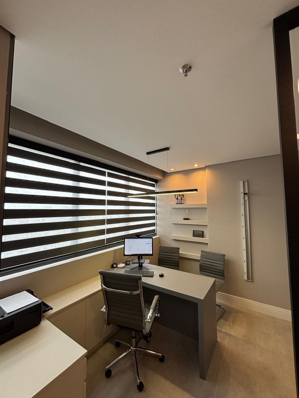 Atendimento no consultório do Dr. Jessé Lana, pneumologista pediátrico em Curitiba